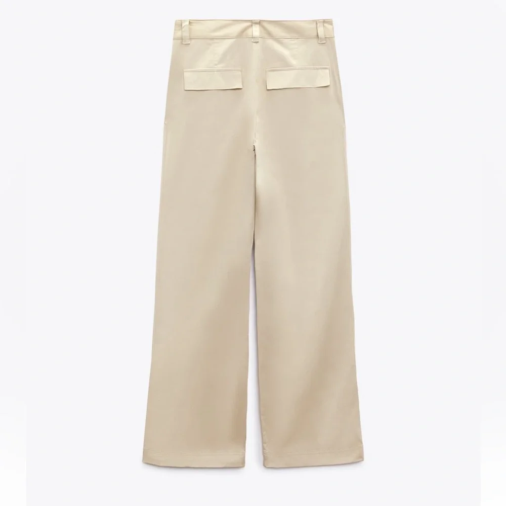 Zara NWOT satin straight leg pocket front cargo pants - Picture 4 of 5